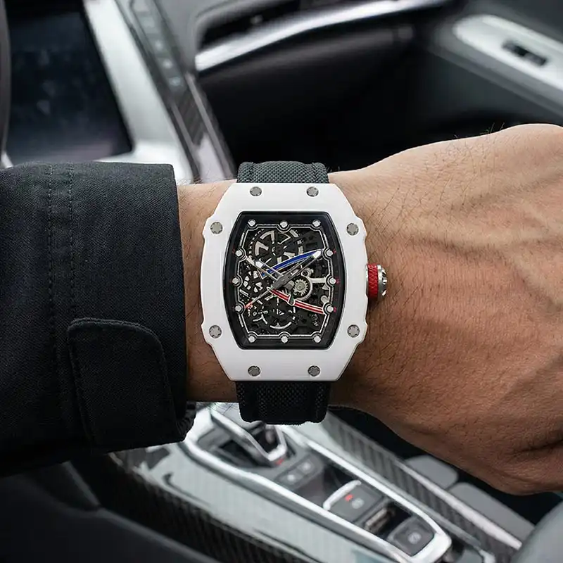 RM-M01 Tonneau Ultra-thin — detail 10