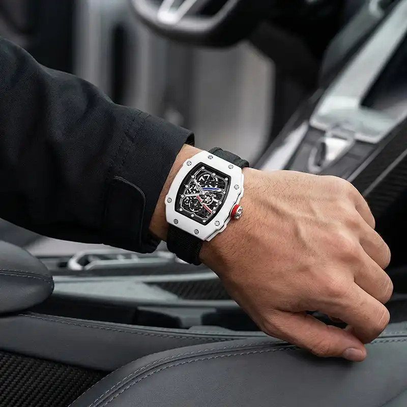 RM-M01 Tonneau Ultra-thin — detail 11